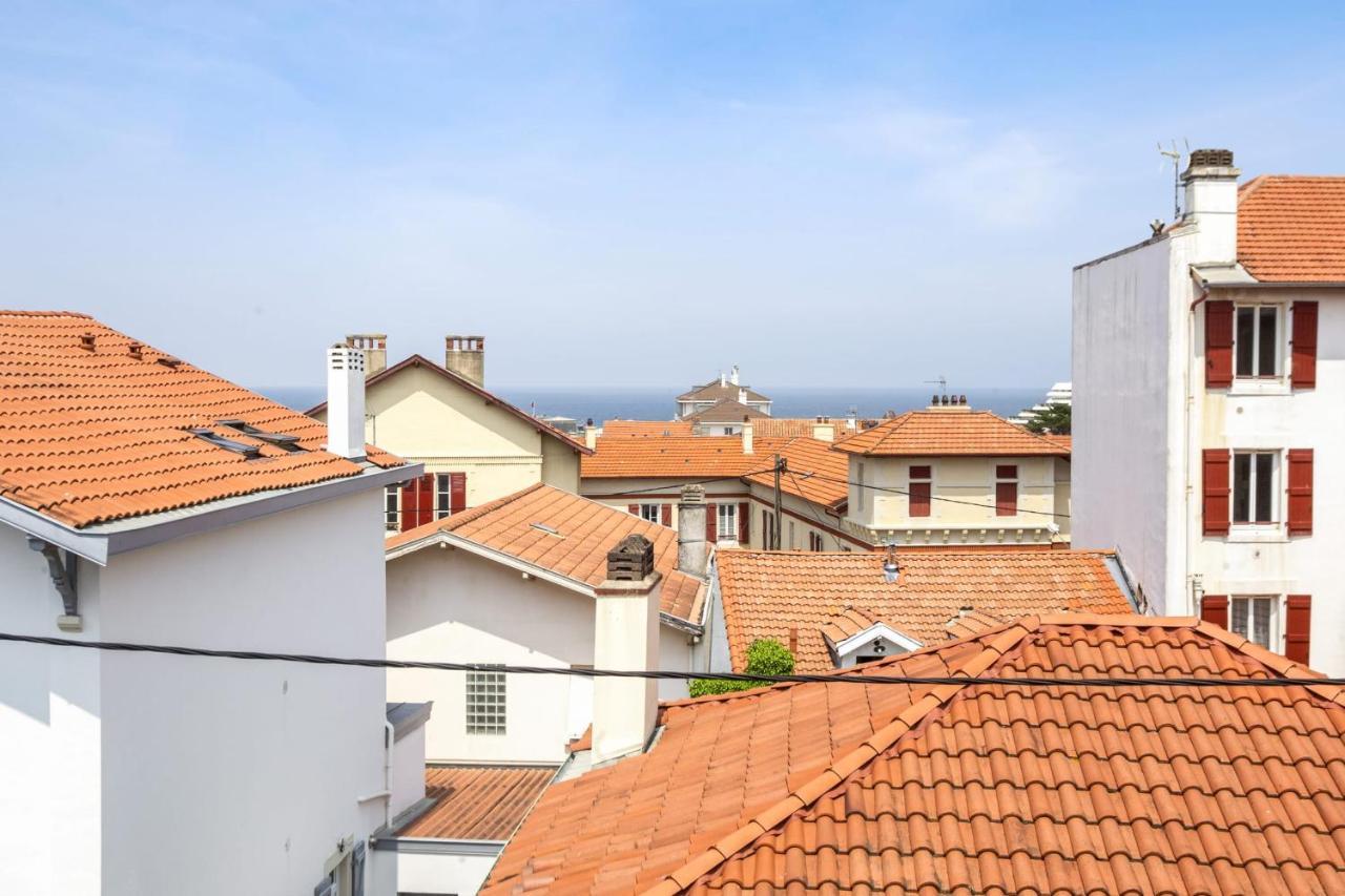 Charming 1br Flat With Sea View At The Heart Of - Welkeys Biarriz